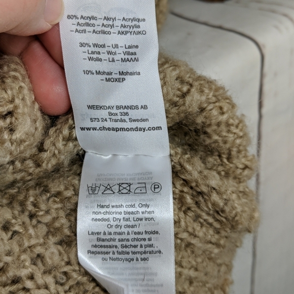 Cheap Monday Zyracuse Wool Mohair Sweater Swedish Oversize Tan Boucle Teddy Bear - Picture 13 of 16